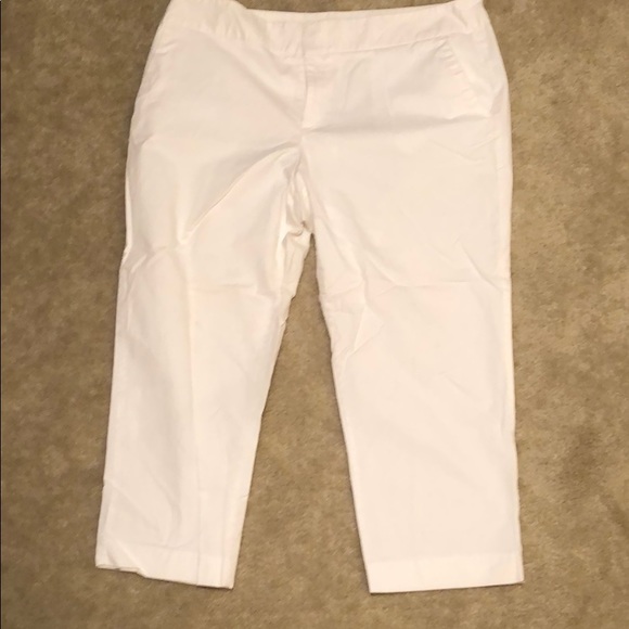 Daisy Fuentes Pants - Ankle cropped pants Daisy Fuentes Pants - Ankle cropped pants